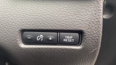 Nissan Qashqai 1.2 DiG-T N-Connecta 5dr Petrol Hatchback